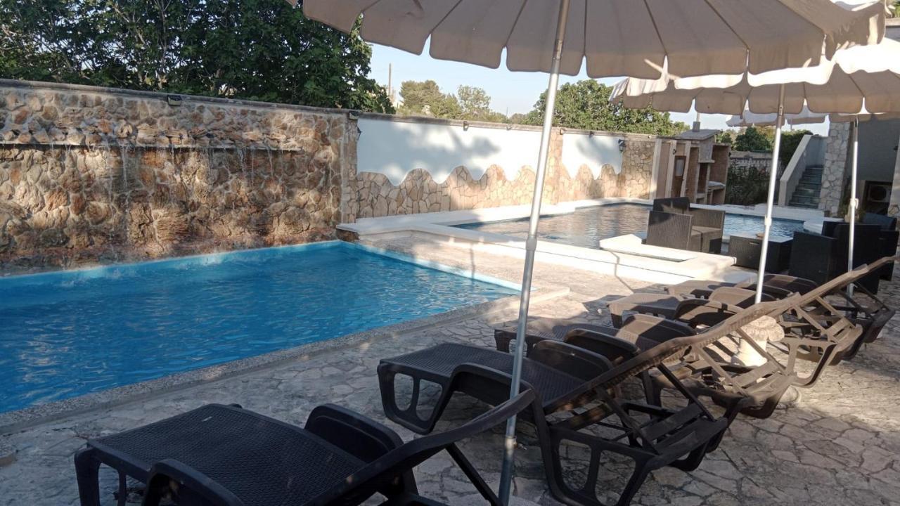 Alloggio In Villa Cristina B&B ガリポリ エクステリア 写真