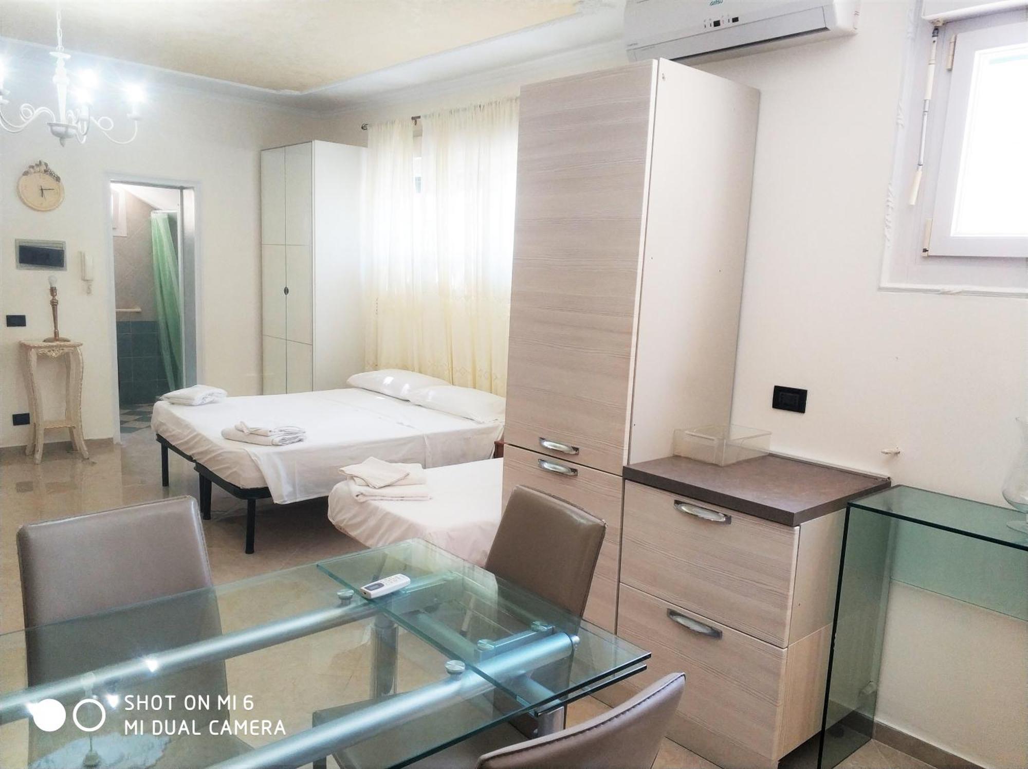 Alloggio In Villa Cristina B&B ガリポリ 部屋 写真