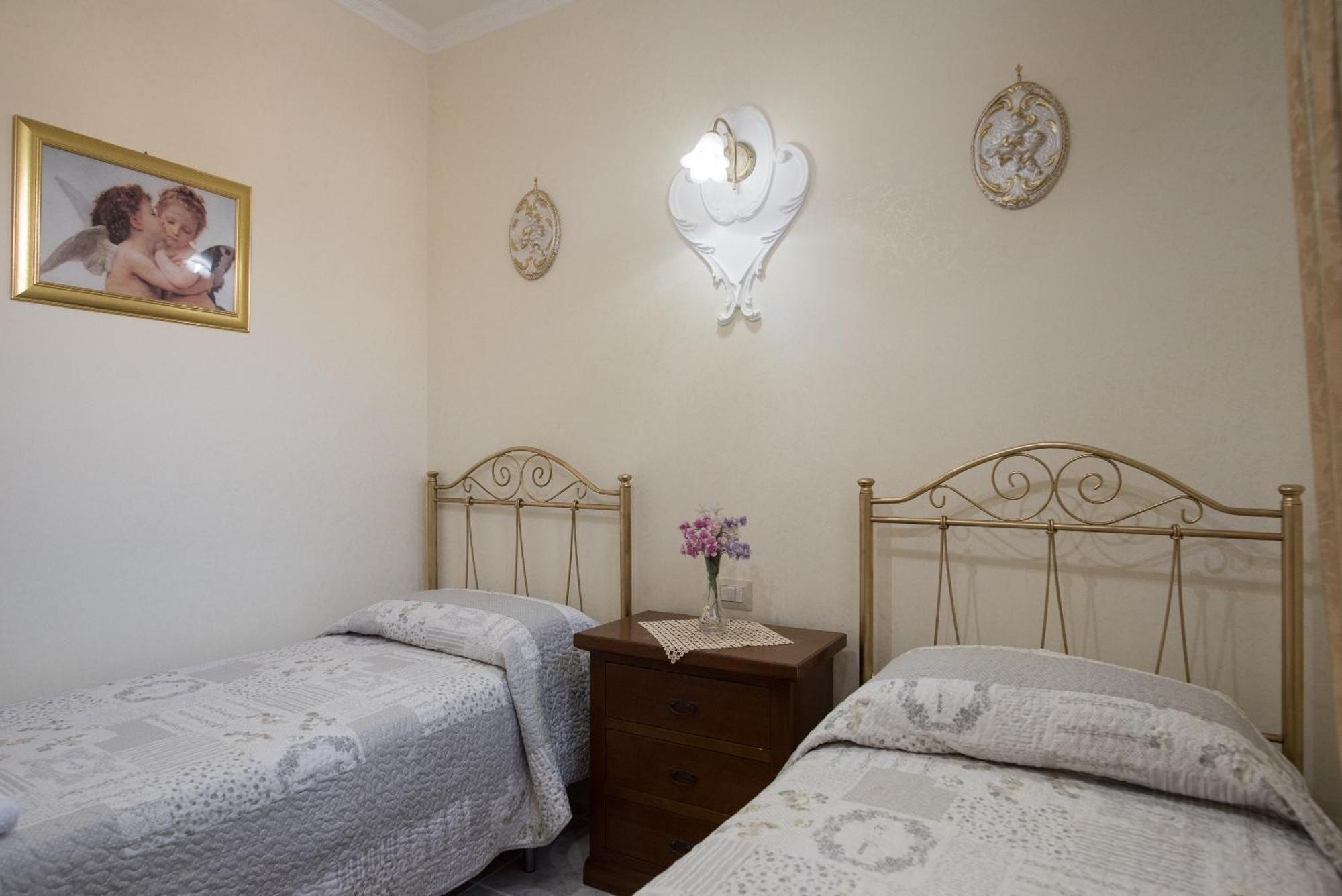 Alloggio In Villa Cristina B&B ガリポリ エクステリア 写真