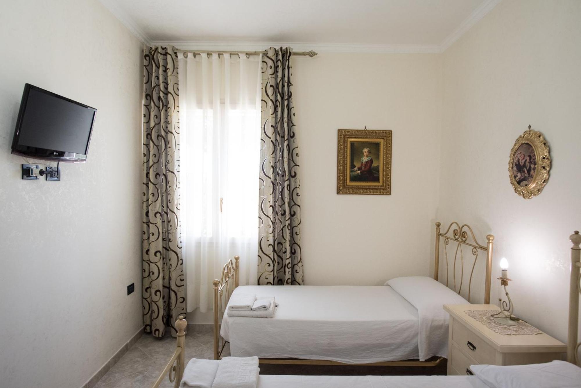Alloggio In Villa Cristina B&B ガリポリ エクステリア 写真