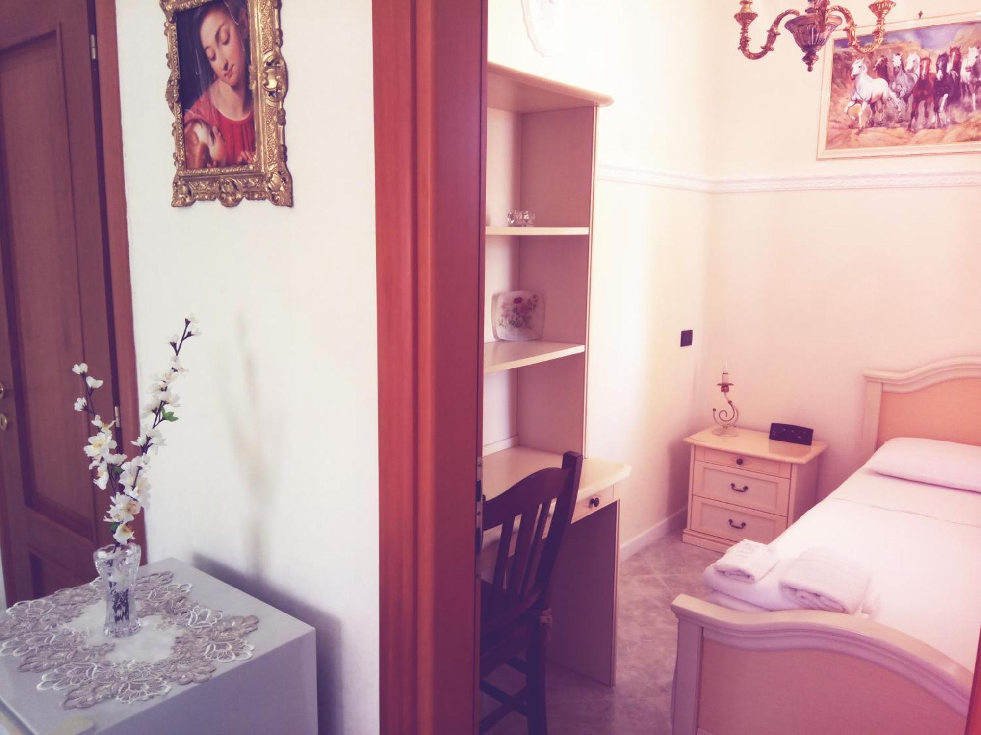 Alloggio In Villa Cristina B&B ガリポリ エクステリア 写真