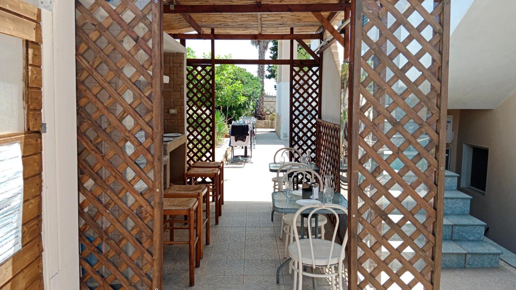 Alloggio In Villa Cristina B&B ガリポリ エクステリア 写真