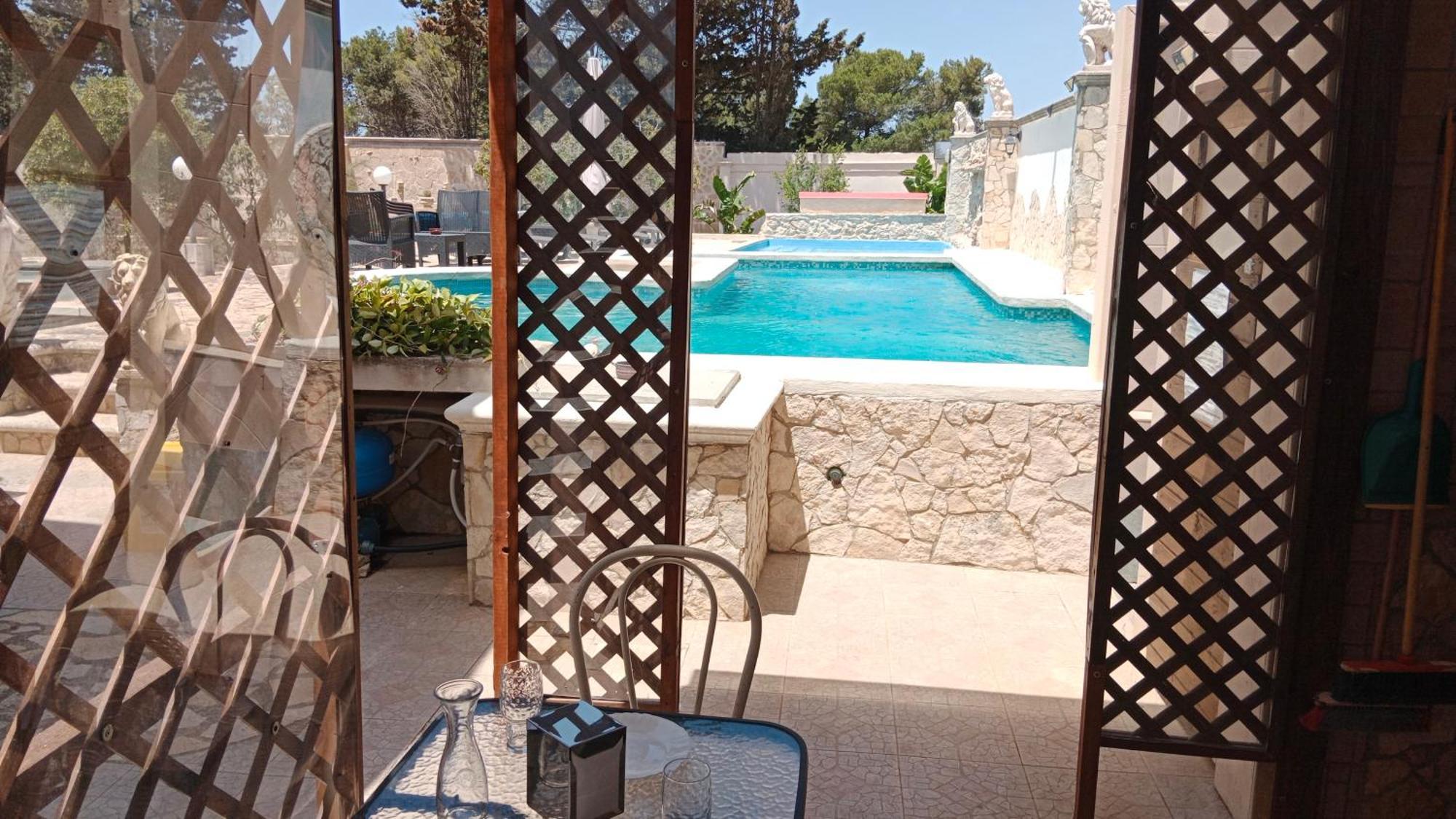 Alloggio In Villa Cristina B&B ガリポリ エクステリア 写真