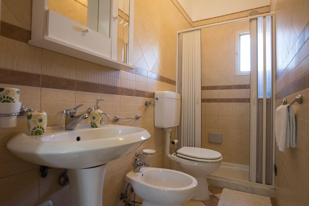 Alloggio In Villa Cristina B&B ガリポリ エクステリア 写真